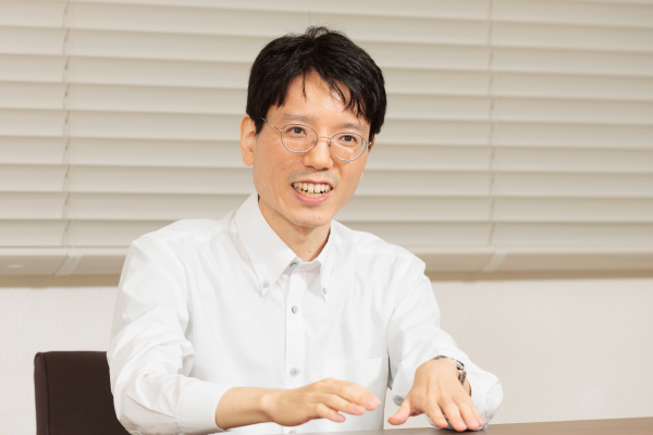 写真：三村崇晃