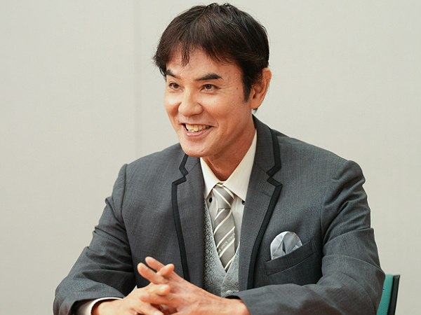写真：いっこく堂氏