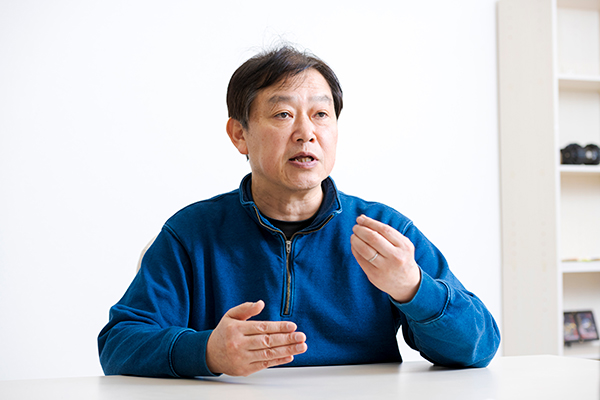 写真： 中島紳一郎氏