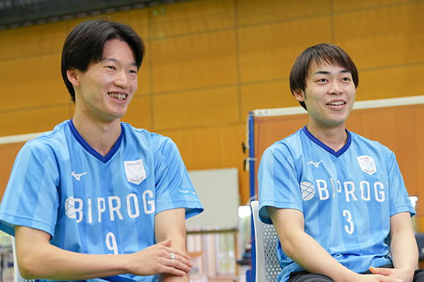 写真：熊谷翔選手と西大輝選手