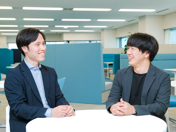 写真： 脇田と川本