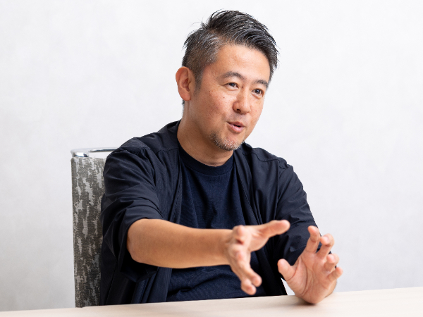 写真：松岡亮介