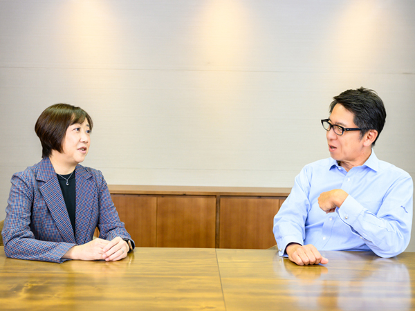 写真: 澤上と葛谷