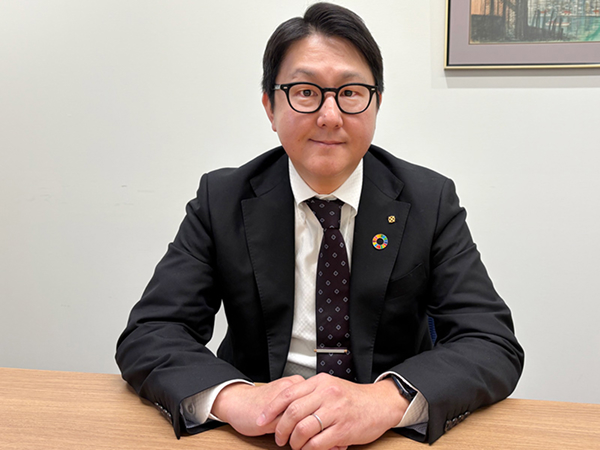 写真:角賢二氏
