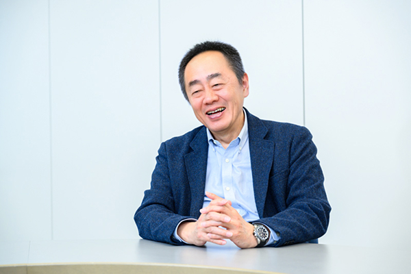 写真:知久昌樹氏